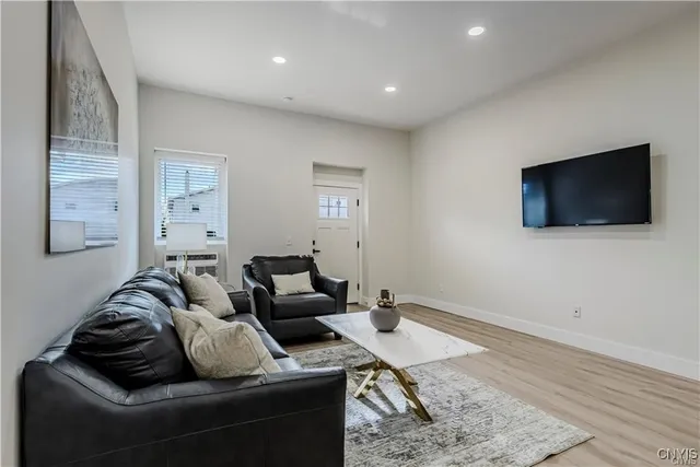 $1,750 | 1104 Main Street, Unit 6, Vienna, NY 13157