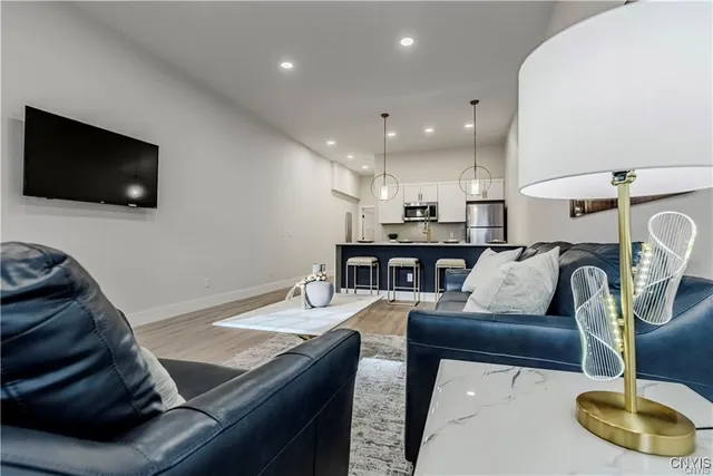 $1,750 | 1104 Main Street, Unit 6, Vienna, NY 13157