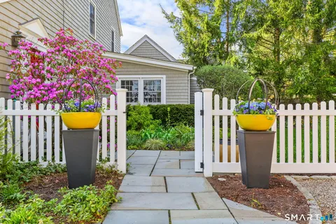$1,349,000 | 29 Old Saugatuck Road, Norwalk, CT 06855