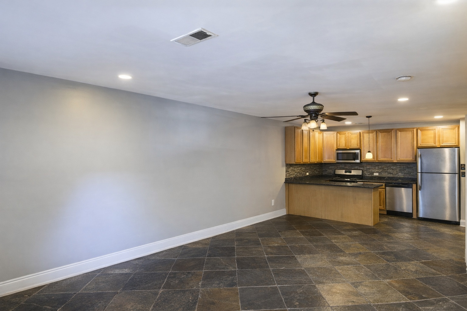 4207 South Indiana Avenue, Unit G Chicago, IL 60653 - Photo 2 of 19