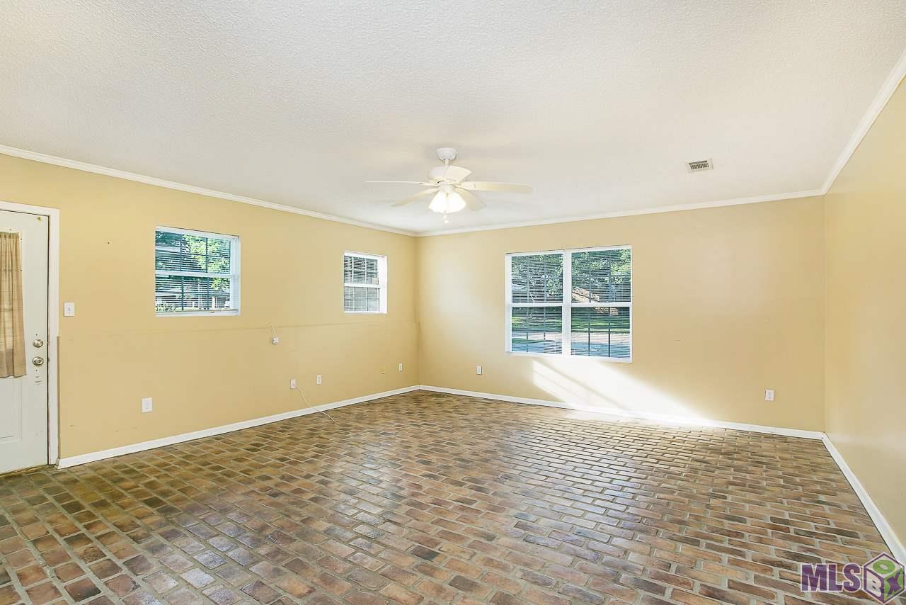 9360 Samoa Avenue Baton Rouge, LA 70810 - Photo 5 of 12 Gallery Image 5