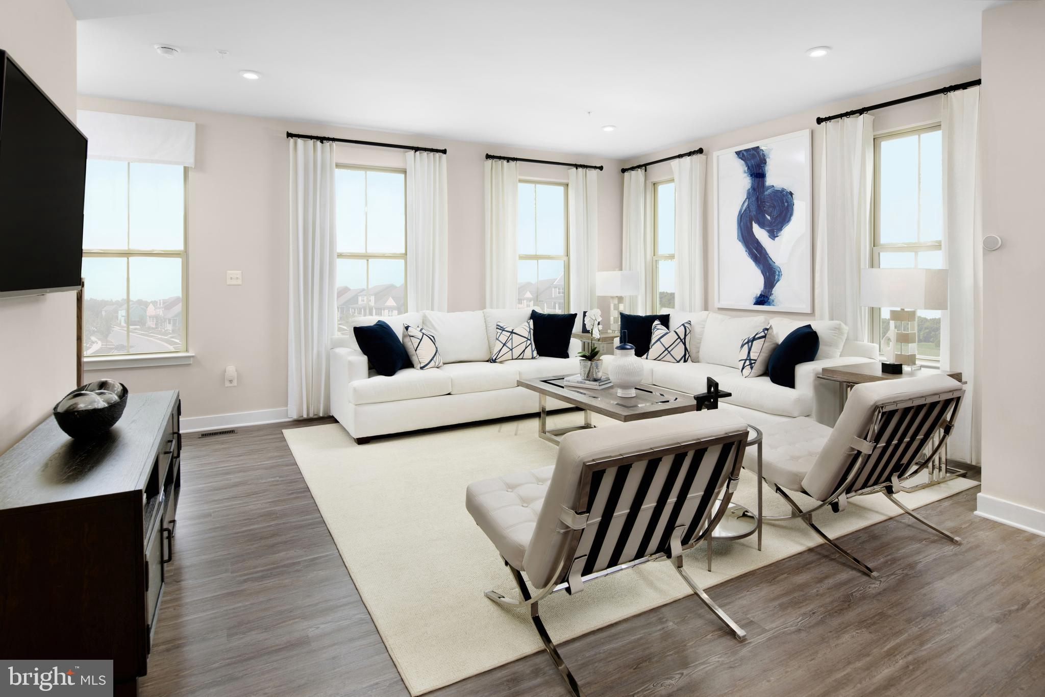 7892 Brandy Station Road, Unit SERENADE Hanover, MD 21076 - Photo 12 of 30 LUXURY LIVING ROOM