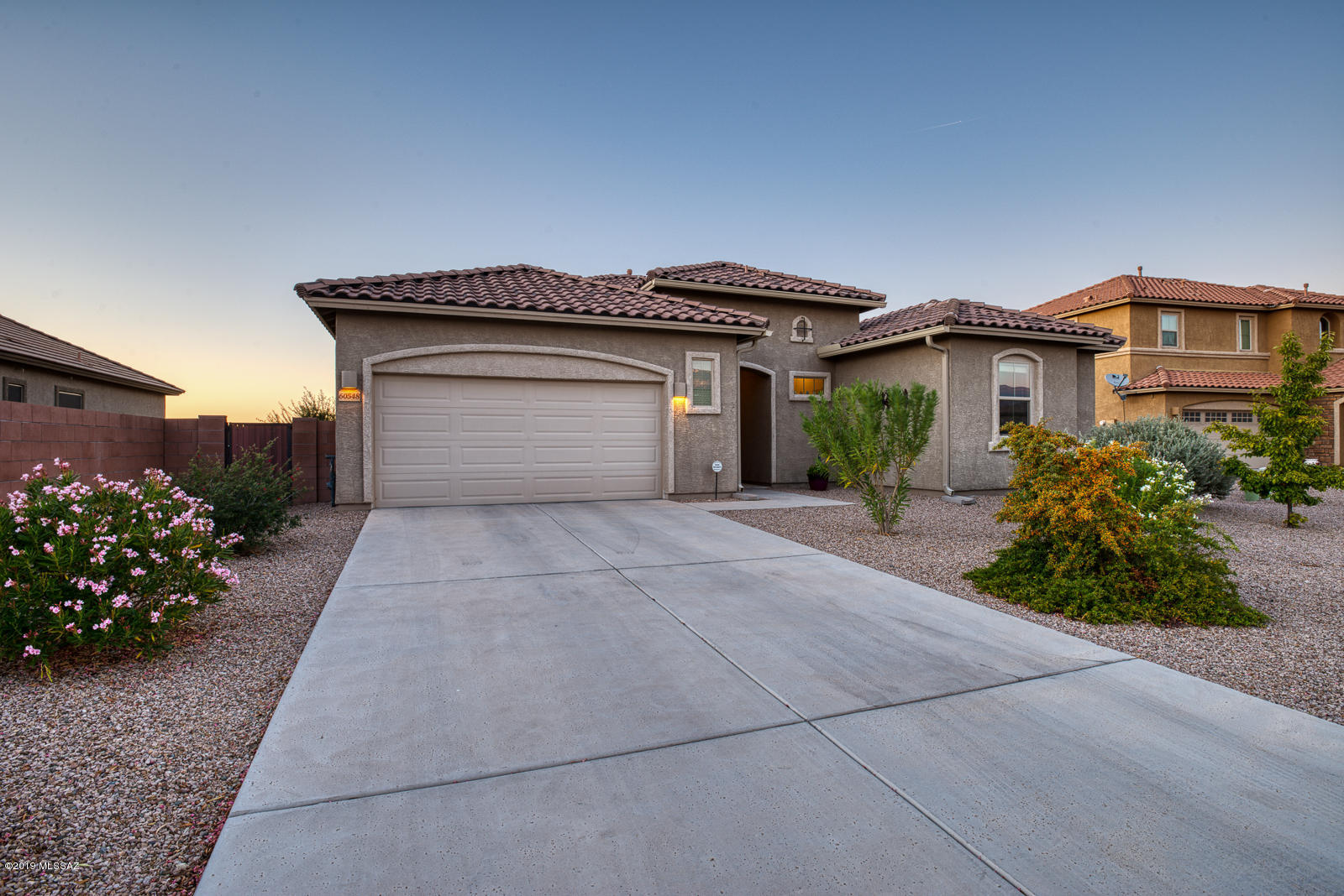 60548 Eagle Ridge Drive Tucson, AZ 85739 - Photo 3 of 39