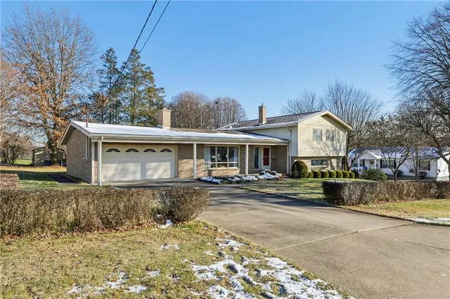 $389,900 | 1423 8th Street, Irwin, PA 15642