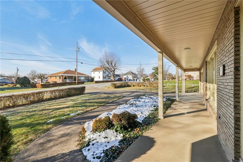 1423 8th Street Irwin, PA 15642 - Photo 3 of 29