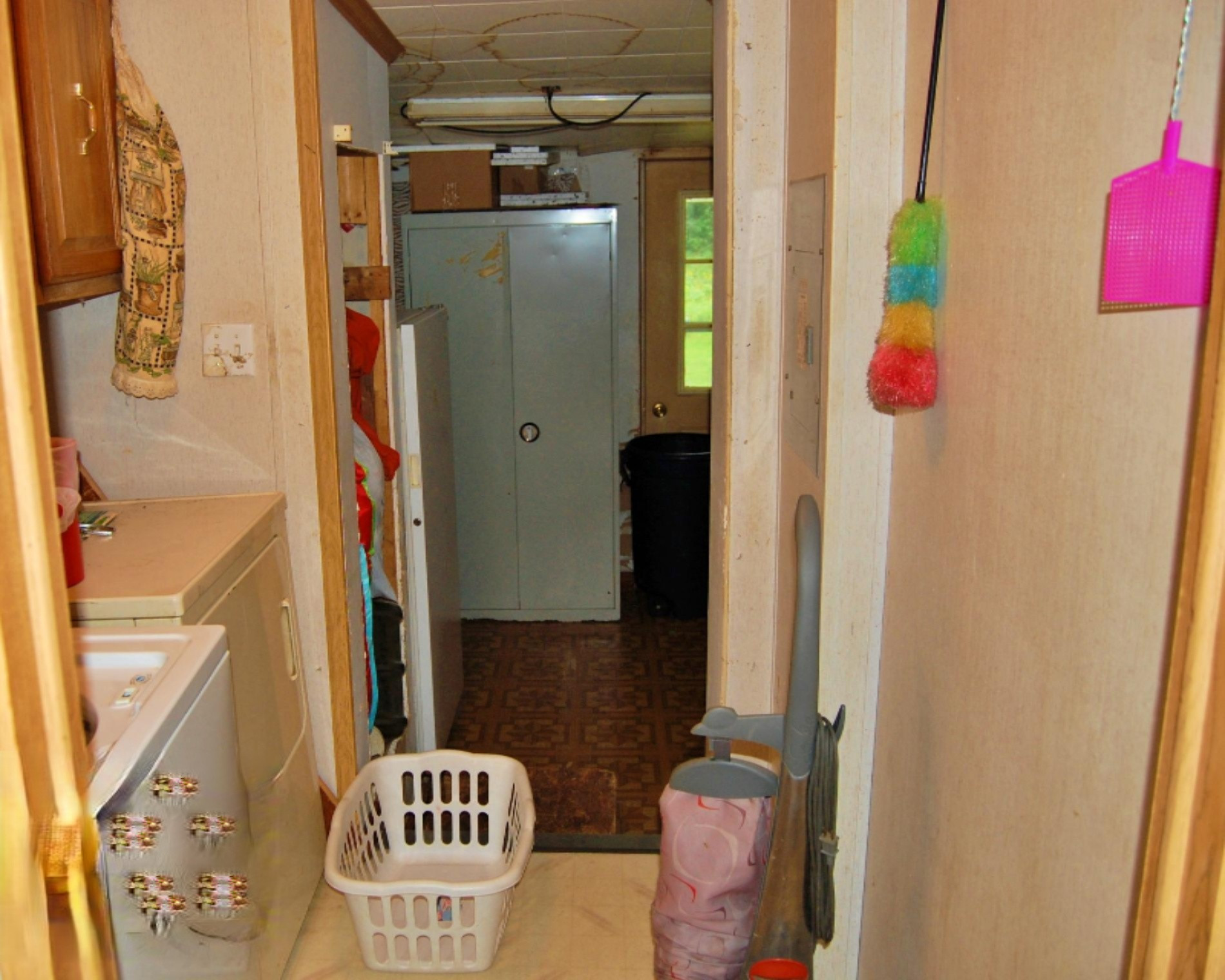 6978 Taft Road Mecosta, MI 49332 - Photo 13 of 20 13. Laundry Room