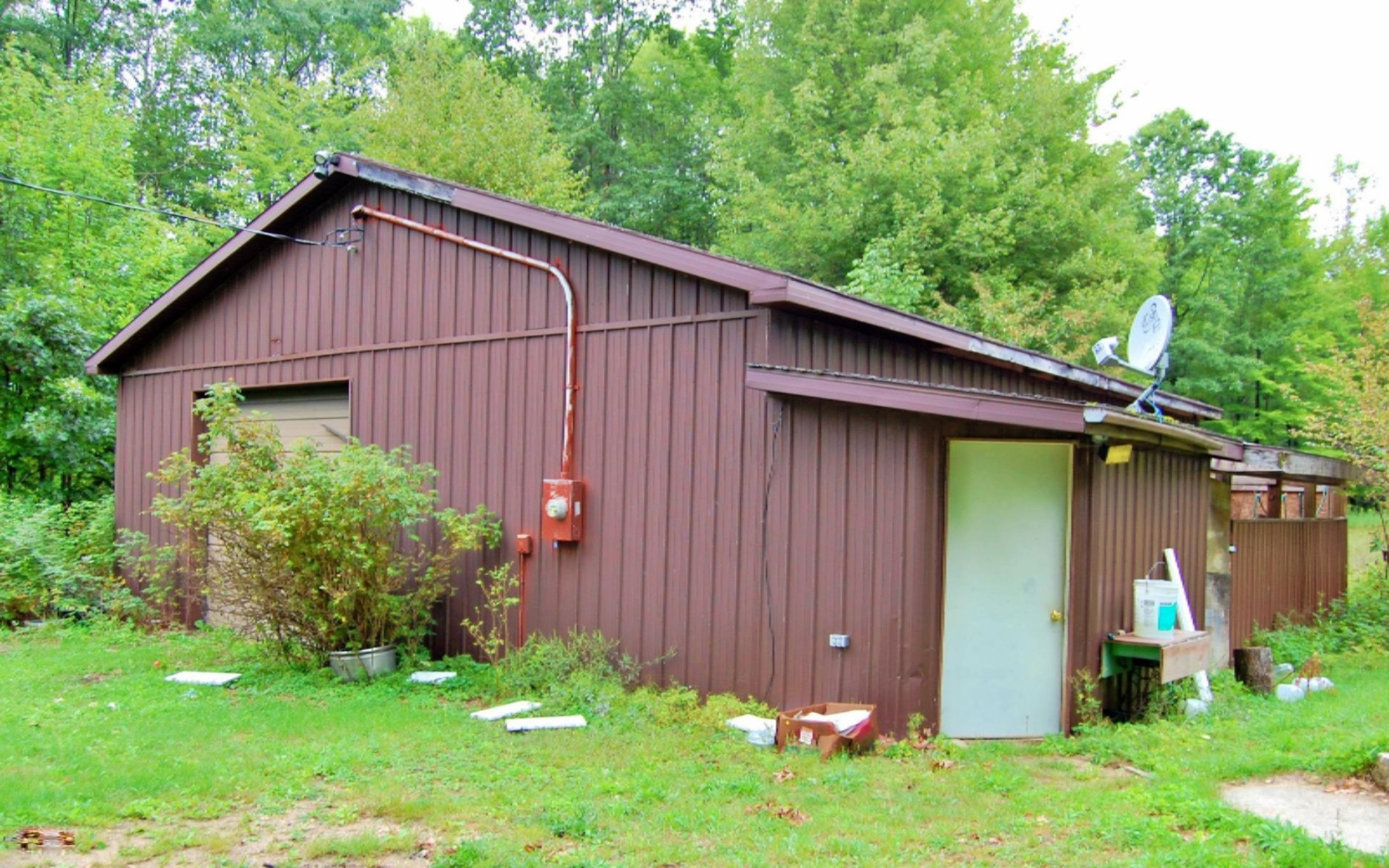 6978 Taft Road Mecosta, MI 49332 - Photo 17 of 20 17. Pole Barn 2