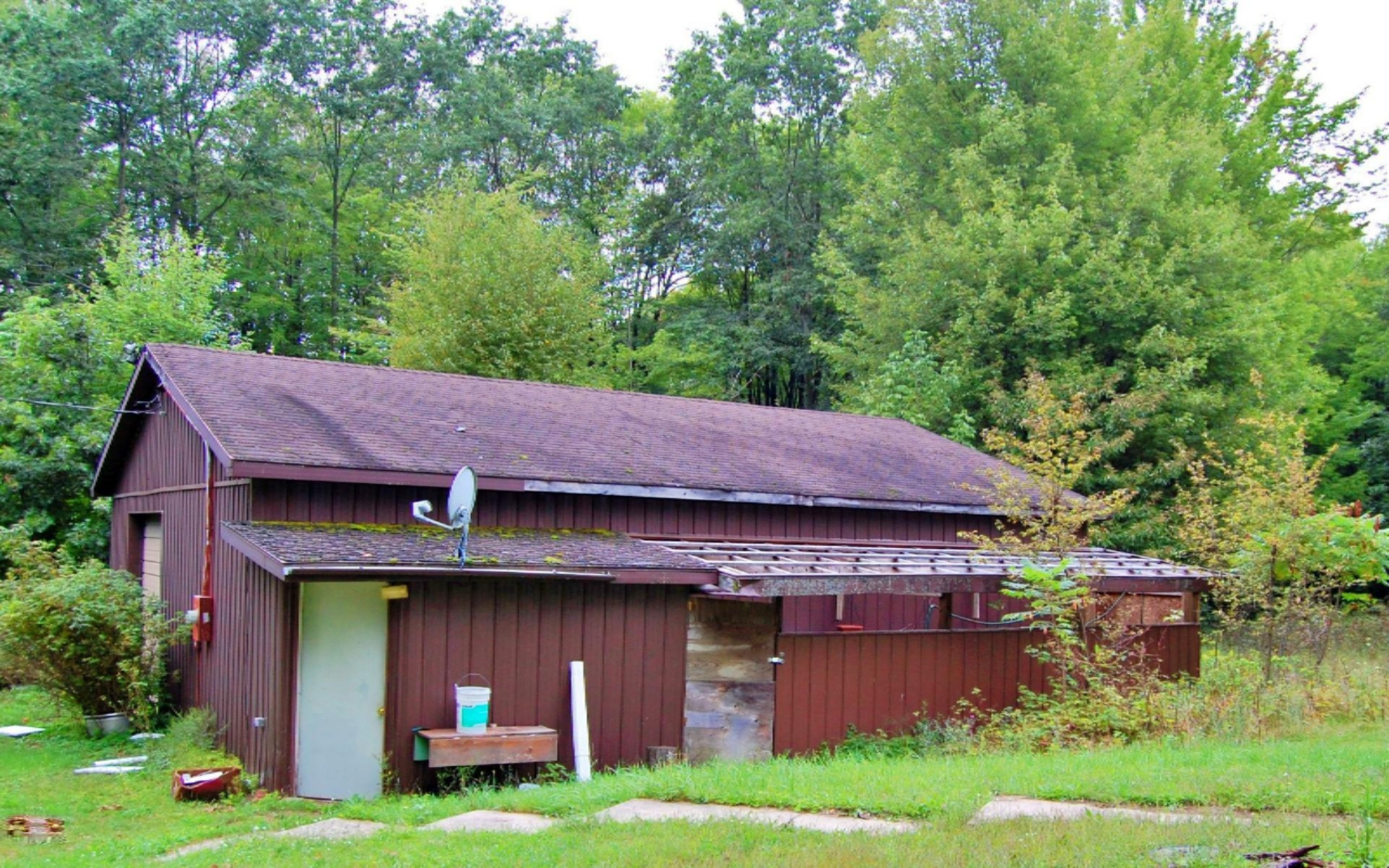 6978 Taft Road Mecosta, MI 49332 - Photo 18 of 20 18. Pole Barn 3