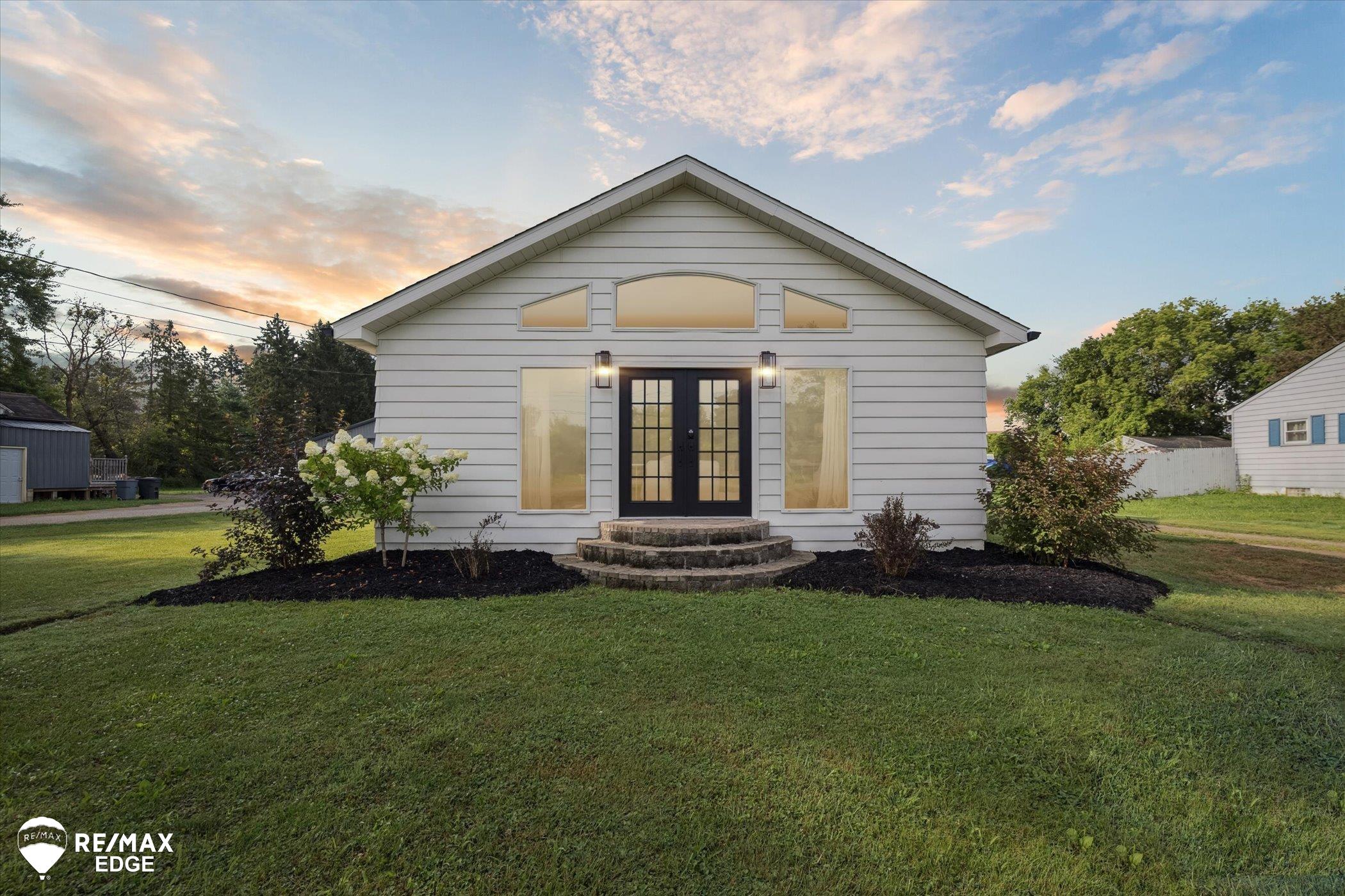 7236 Lapeer Road Davison, MI 48423 - Photo 1 of 53 50183504-347d94ca-9d87-4219-8c8c-57acfcaf0a95.JPG