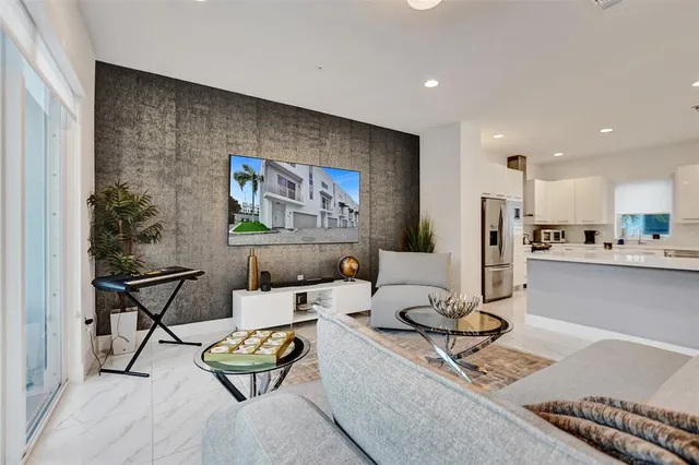 $7,000 | 1371 North Ocean Boulevard, Pompano Beach, FL 33062