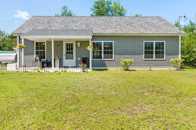 $440,000 | 41 Hidden Pond Road, Sabattus, ME 04280