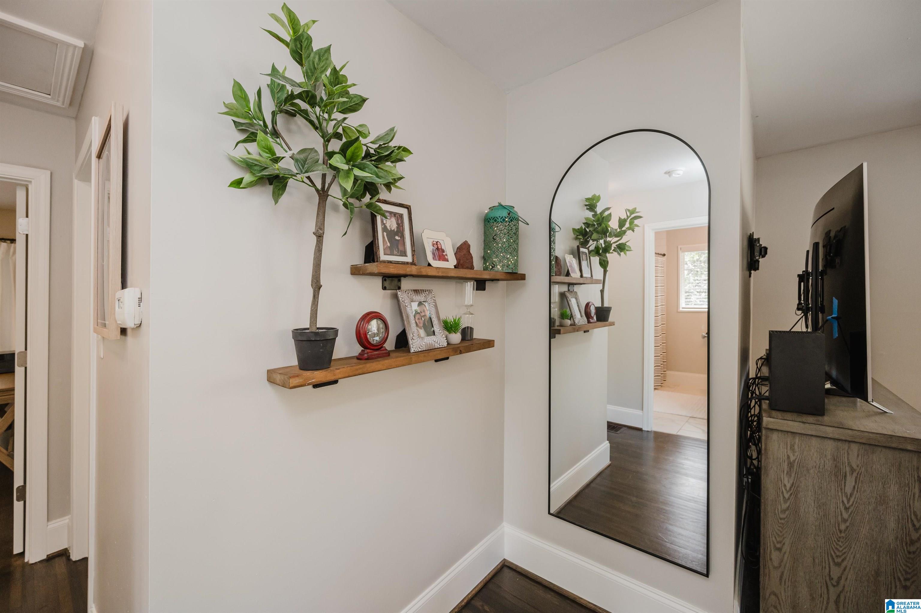 1617 Cresthill Road Birmingham, AL 35213 - Photo 15 of 40