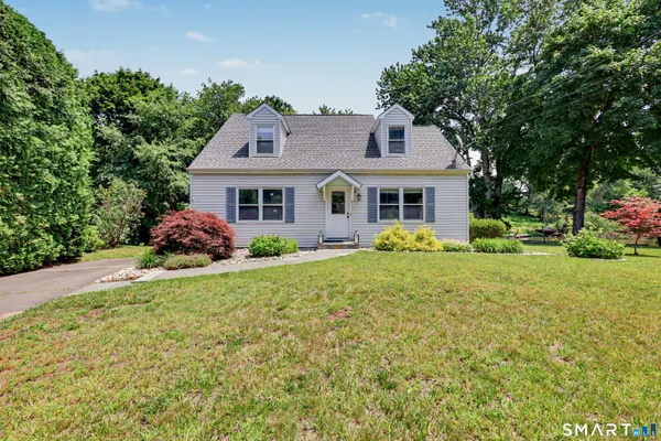 $525,000 | 8 Apple Blossom Lane, Danbury, CT 06811