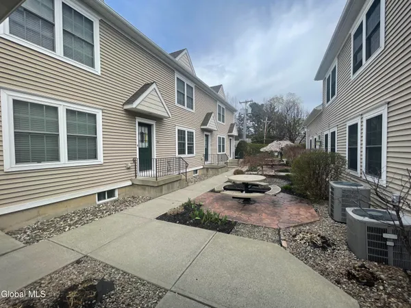 $257,900 | 1110 Western Avenue, Unit 9, Albany, NY 12203