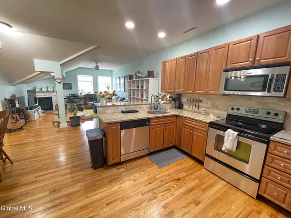 $257,900 | 1110 Western Avenue, Unit 9, Albany, NY 12203