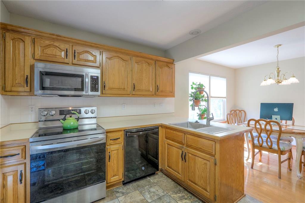 117 Southwest Tess Drive Lee's Summit, MO 64081 - Photo 12 of 35