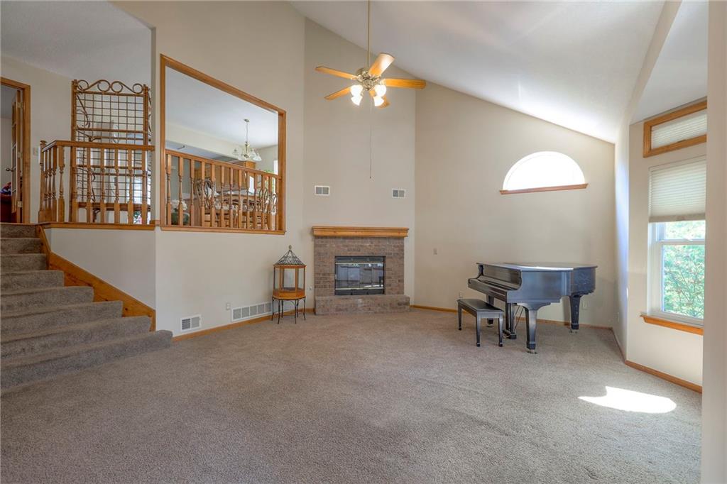 117 Southwest Tess Drive Lee's Summit, MO 64081 - Photo 6 of 35