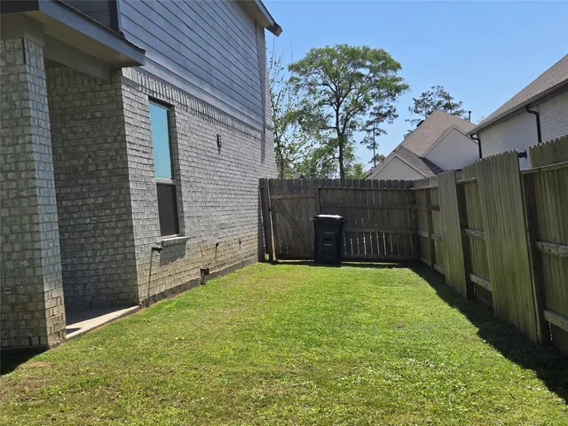 $3,200 | 15227 Deseo Drive, Conroe, TX 77302