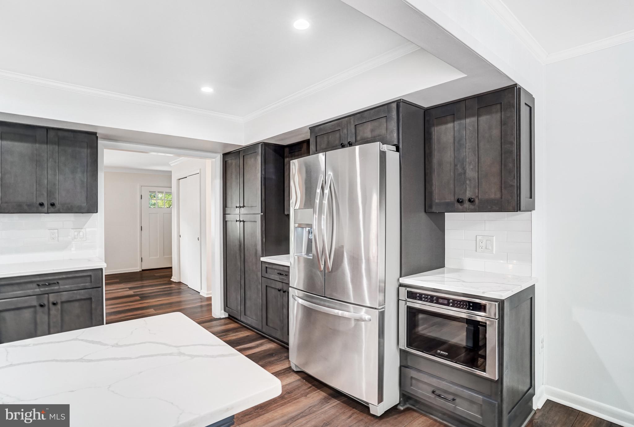 13212 Poplar Tree Road Fairfax, VA 22033 - Photo 12 of 65 Gallery Image 12
