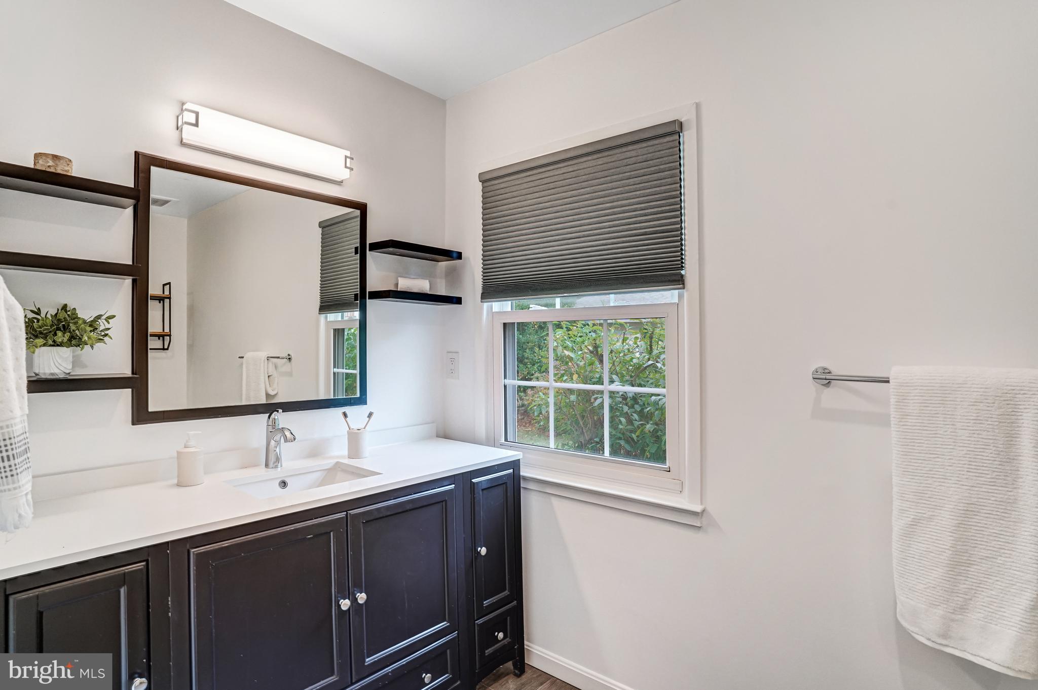13212 Poplar Tree Road Fairfax, VA 22033 - Photo 22 of 65 Gallery Image 22