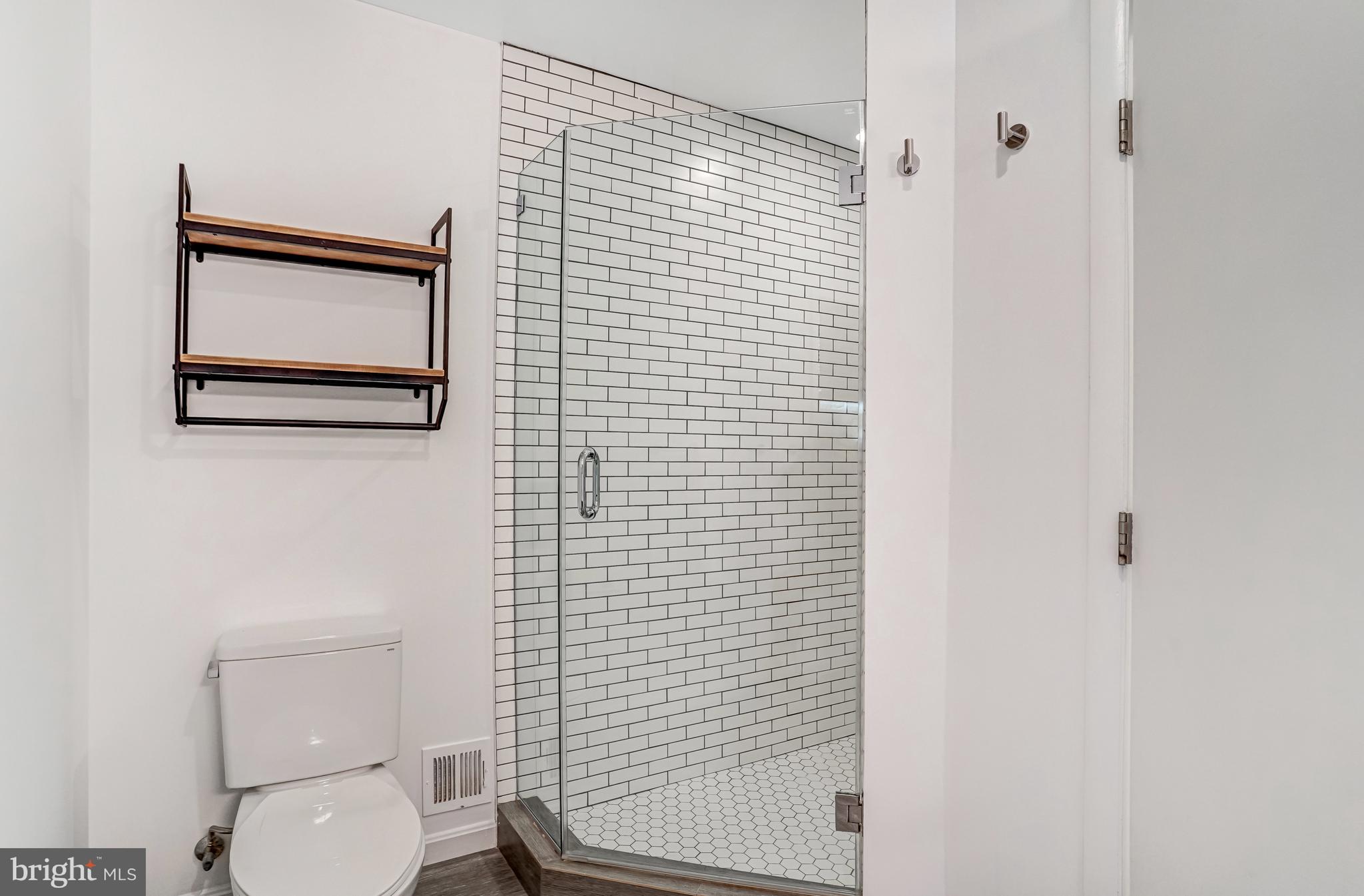 13212 Poplar Tree Road Fairfax, VA 22033 - Photo 24 of 65 Gallery Image 24