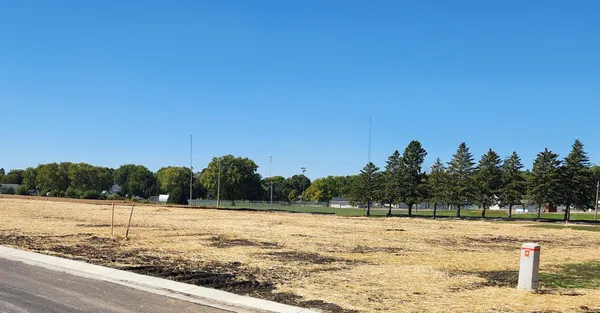 $72,900 | 506 4th Street Northeast, Hayfield, MN 55940