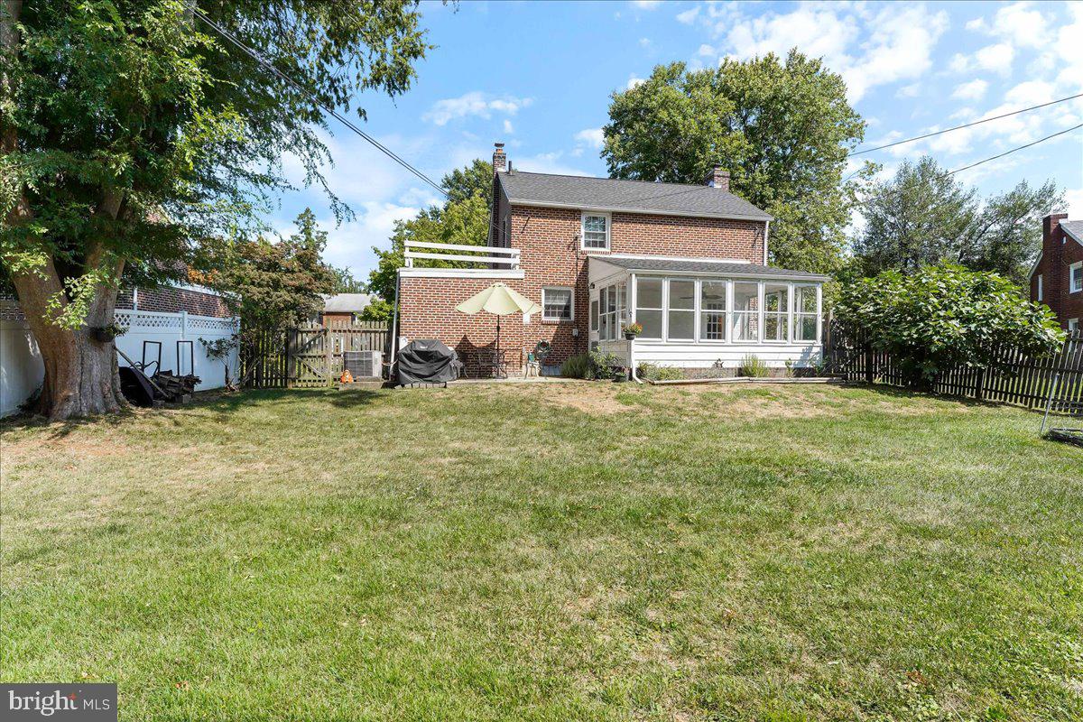 340 Sunnybrook Road Springfield, PA 19064 - Photo 31 of 33 Backyard