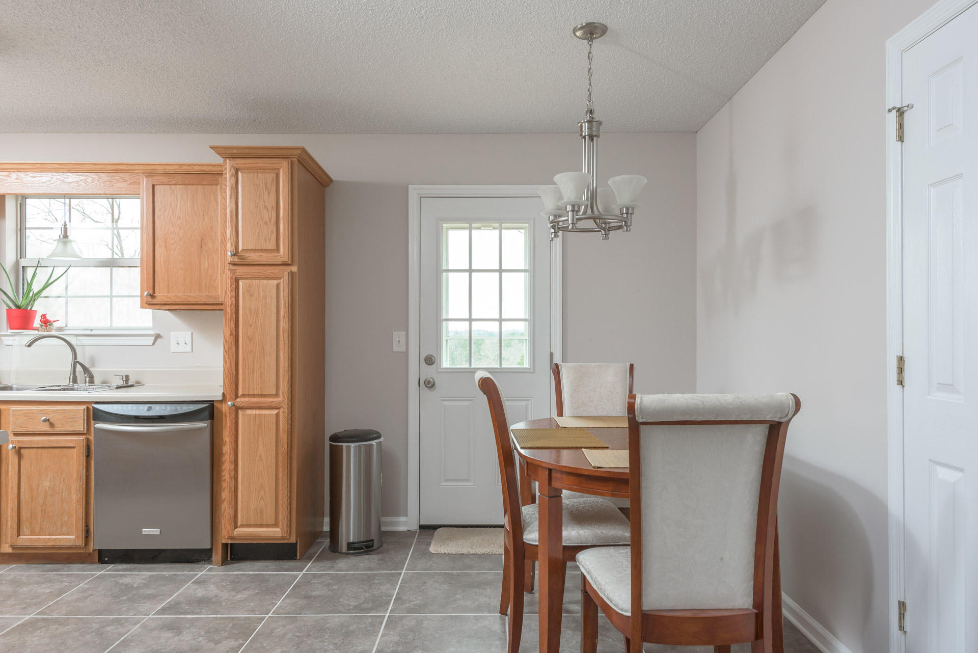 46 Lerae Road Ringgold, GA 30736 - Photo 11 of 35 dining1