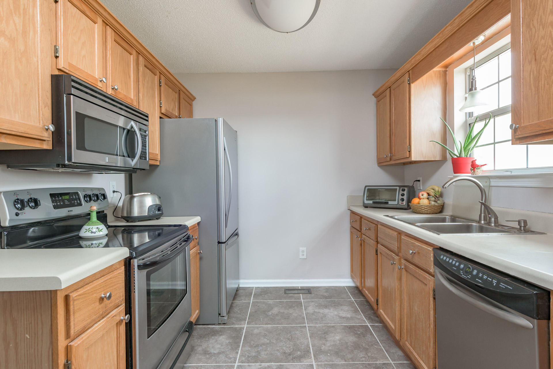 46 Lerae Road Ringgold, GA 30736 - Photo 16 of 35 kitchen3