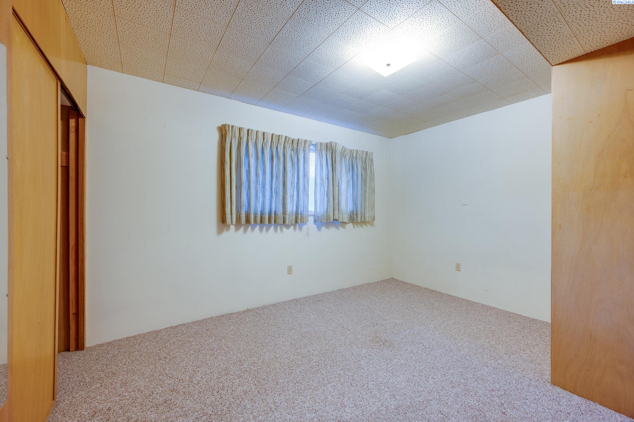 235 Southwest Spruce Street Pullman, WA 99163 - Photo 23 of 35 Gallery Image 23