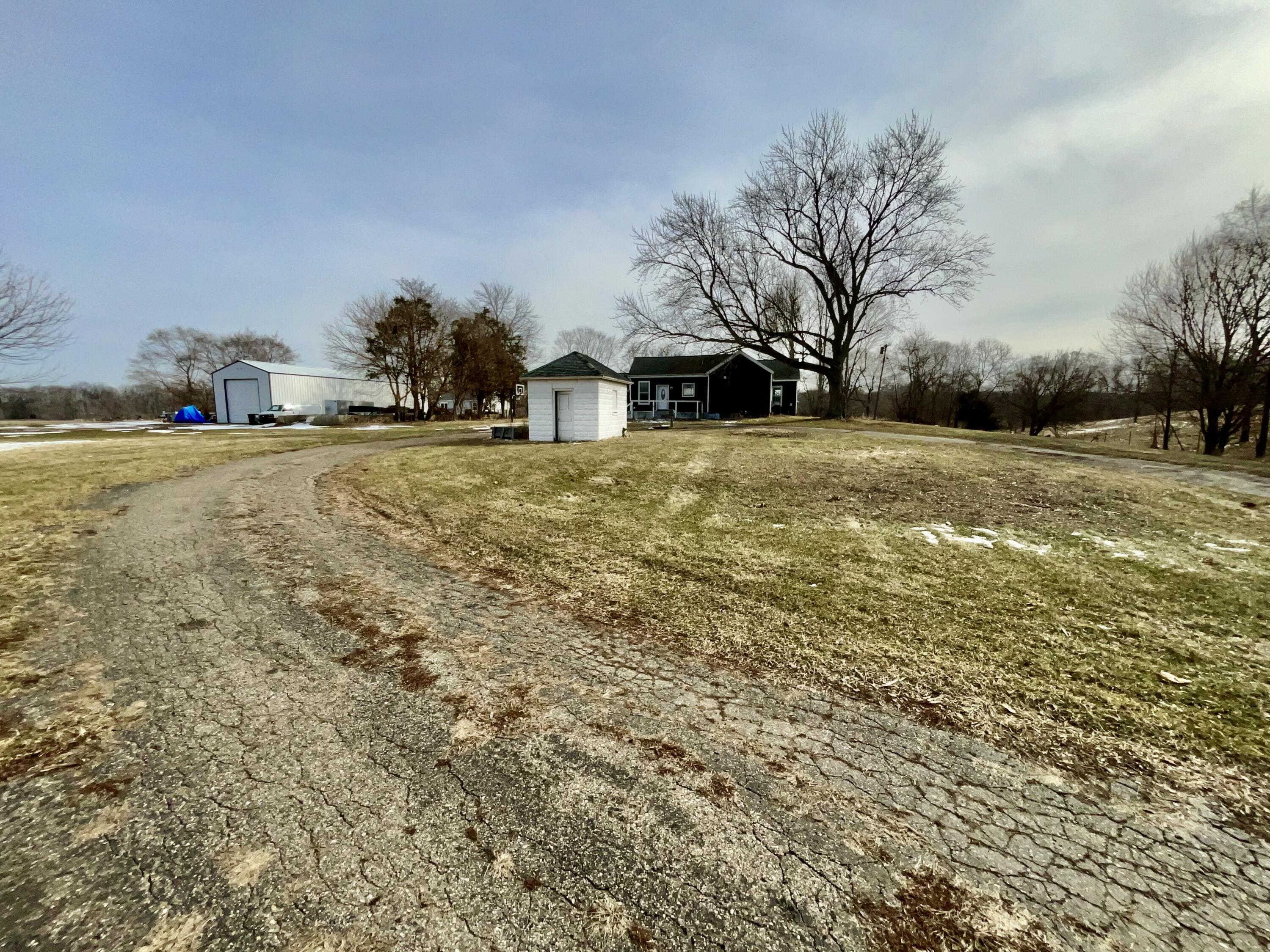 490 Dorrance Road Coldwater, MI 49036 - Photo 21 of 23 IMG_1399