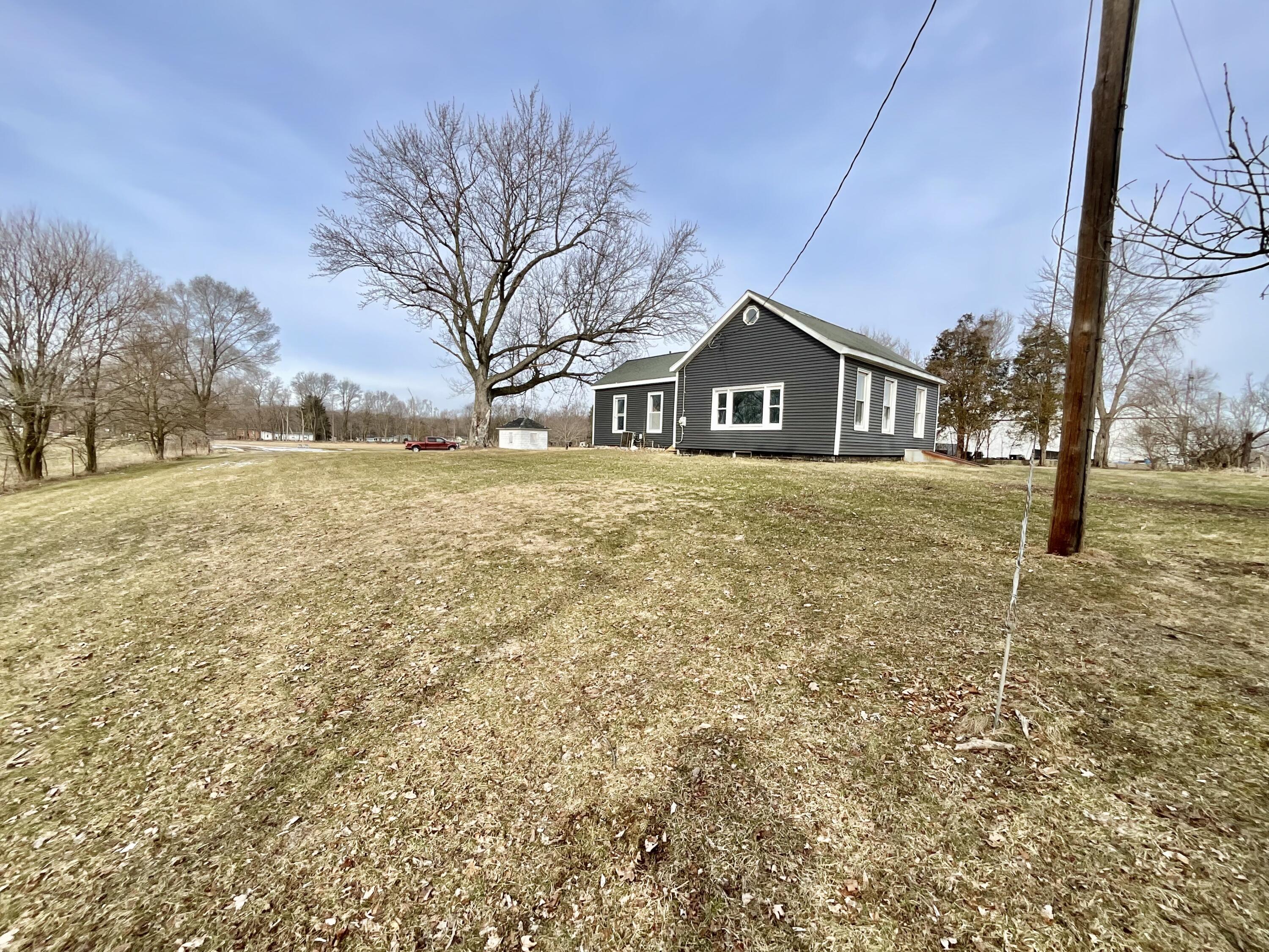 490 Dorrance Road Coldwater, MI 49036 - Photo 3 of 23 IMG_1377