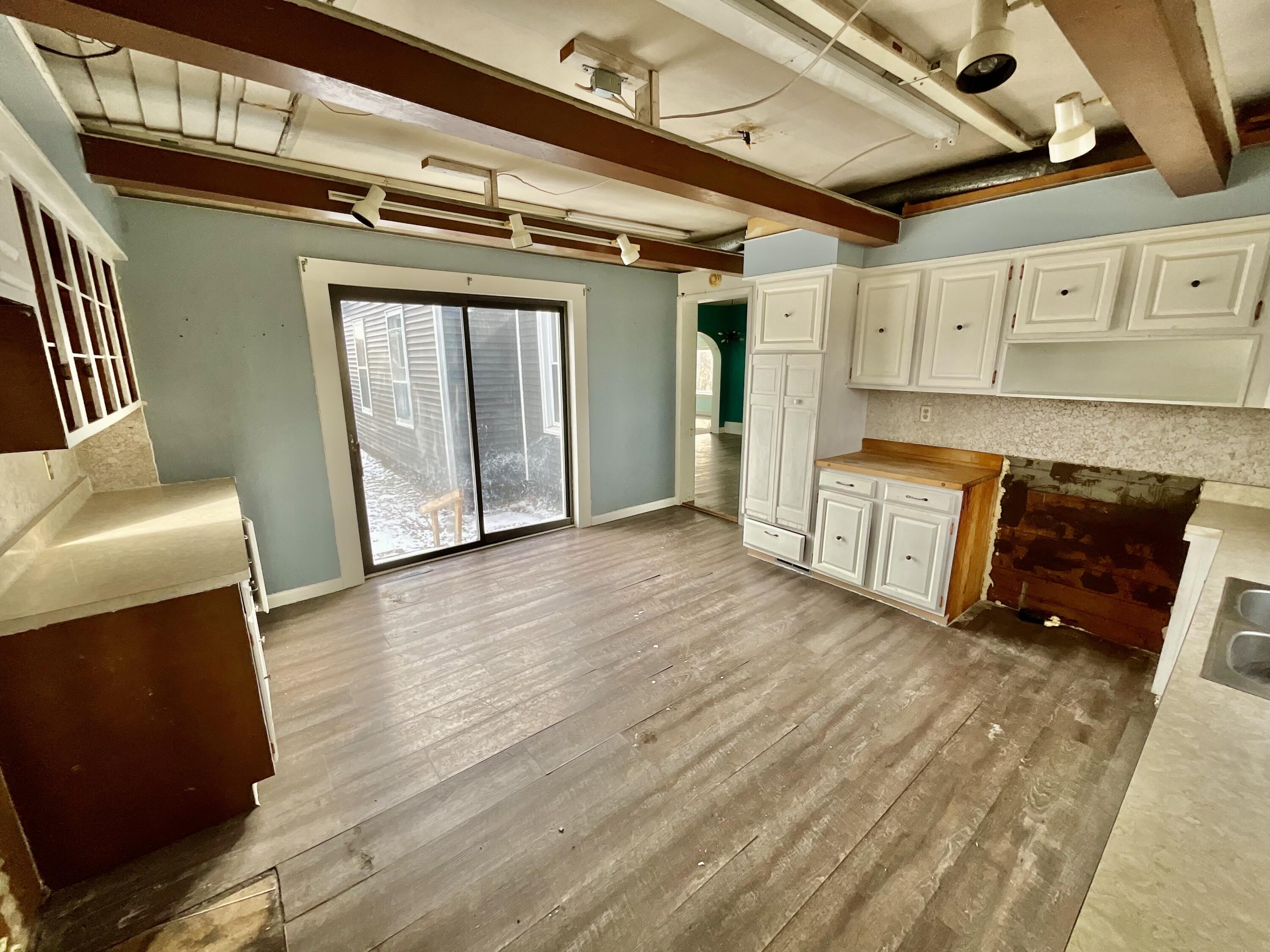 490 Dorrance Road Coldwater, MI 49036 - Photo 8 of 23 IMG_1379