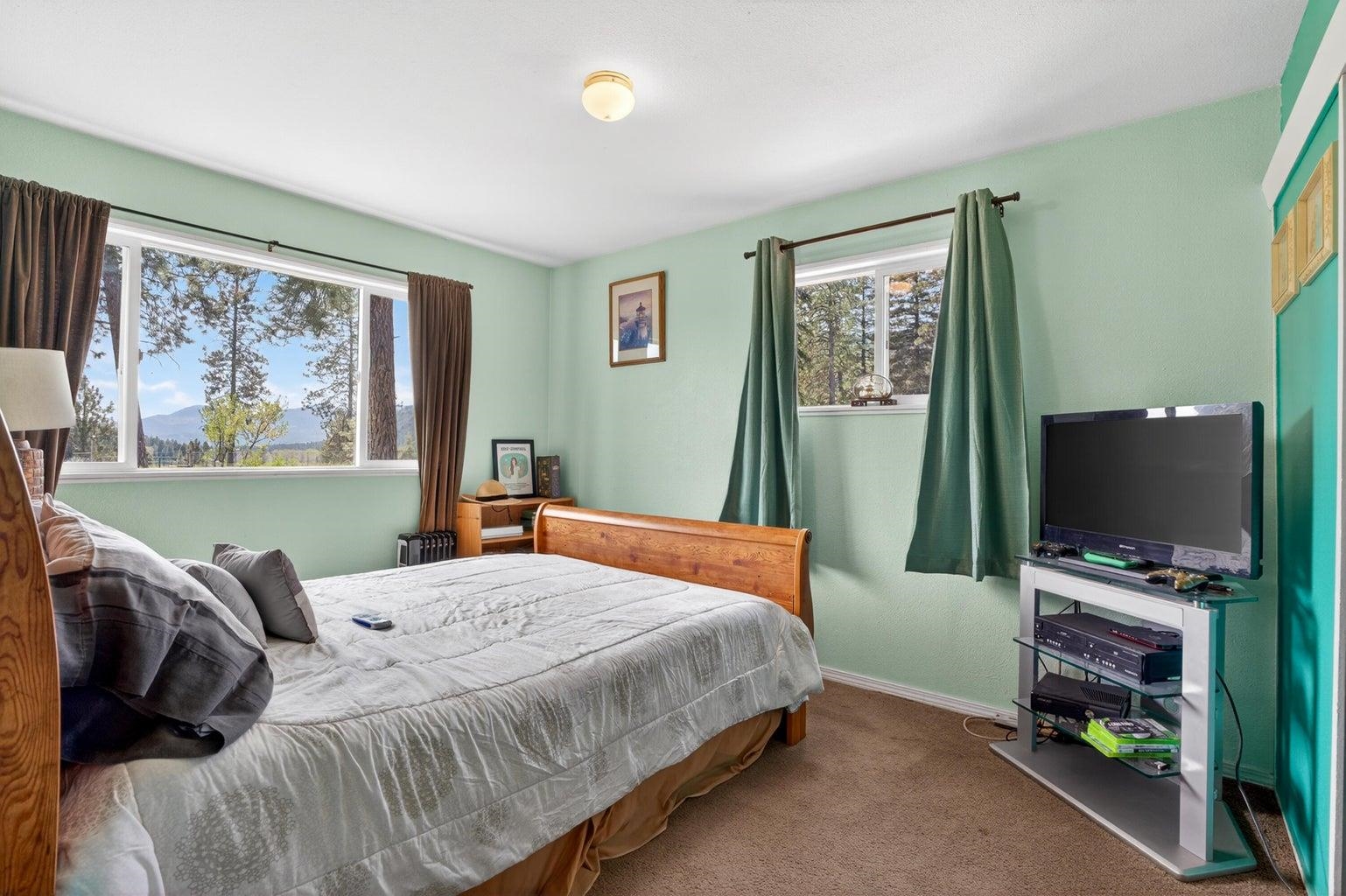 762 Joseph-Jessica Road Colville, WA 99114 - Photo 19 of 35