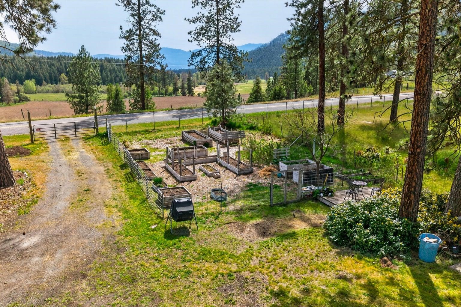 762 Joseph-Jessica Road Colville, WA 99114 - Photo 32 of 35