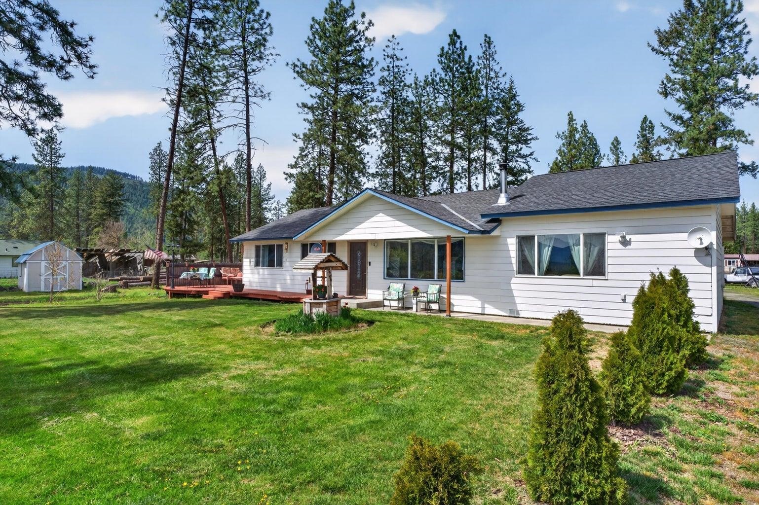 762 Joseph-Jessica Road Colville, WA 99114 - Photo 4 of 35