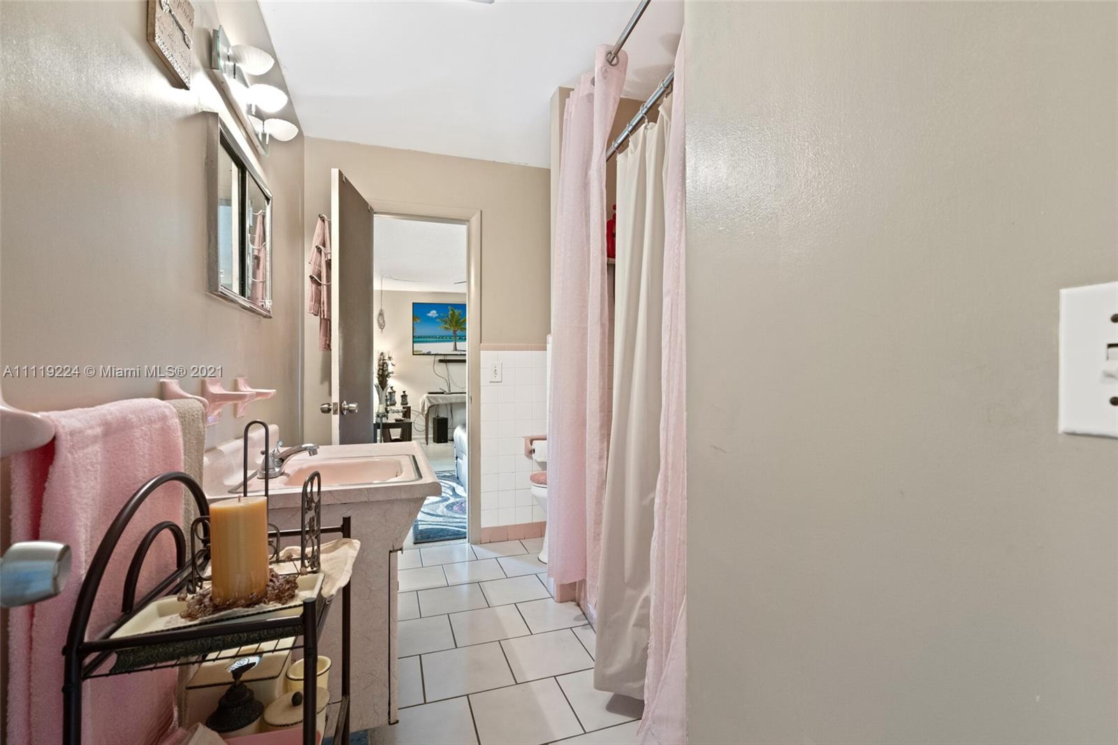 361 West 23rd Street Riviera Beach, FL 33404 - Photo 15 of 22 Gallery Image 15