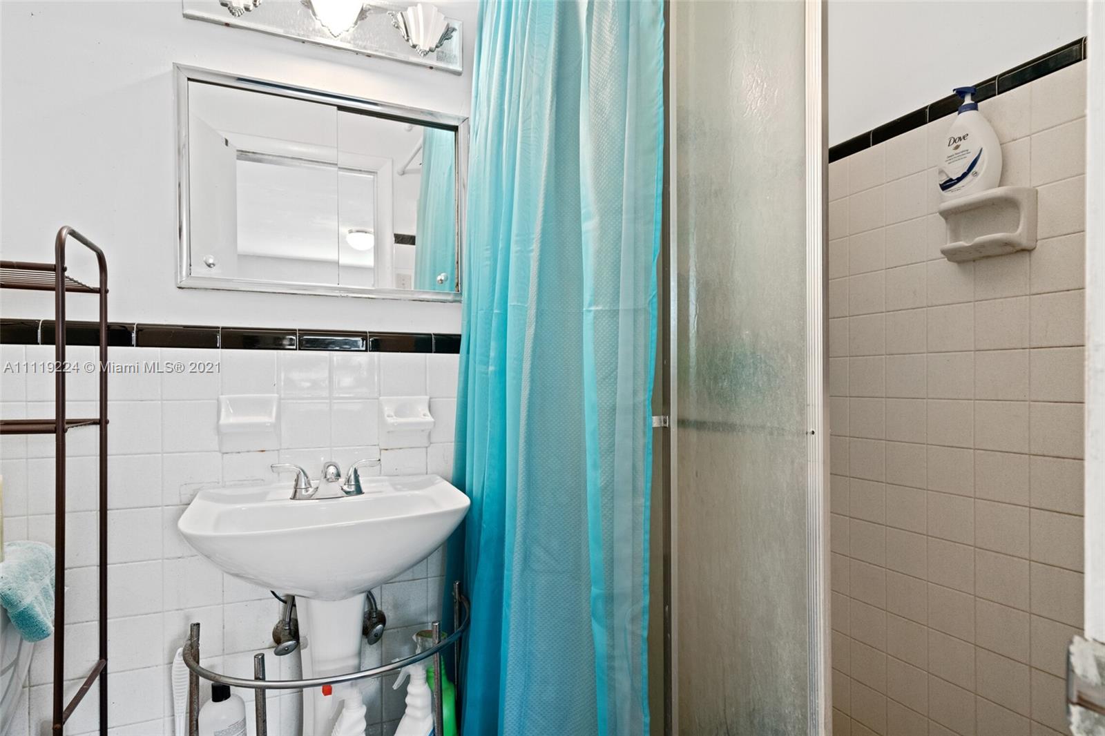 361 West 23rd Street Riviera Beach, FL 33404 - Photo 19 of 22 Gallery Image 19