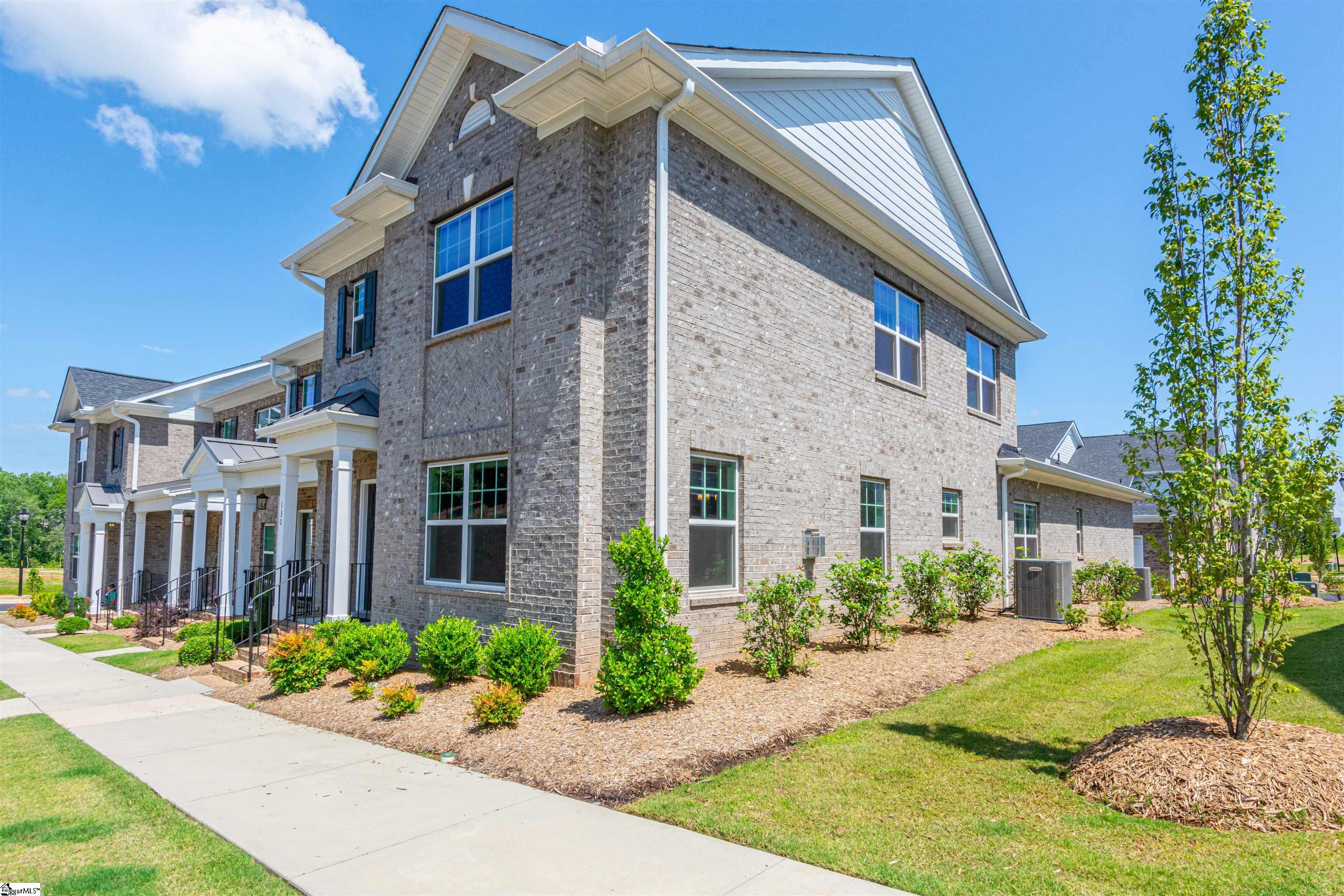 130 Danvers Road Greenville, SC 29607 - Photo 2 of 34 Gallery Image 2