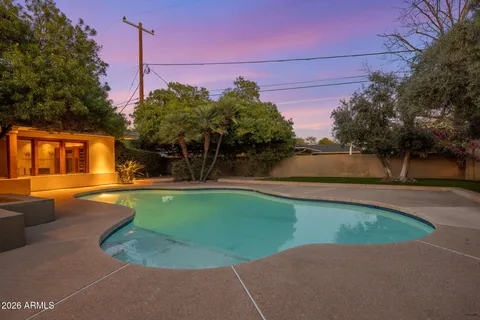 $1,899,000 | 119 West Keim Drive, Phoenix, AZ 85013