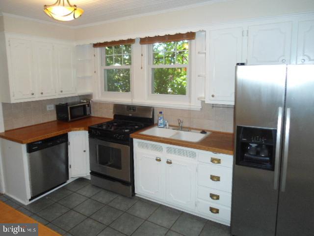 1951 Juniata Road Norristown, PA 19403 - Photo 15 of 30 Gallery Image 15