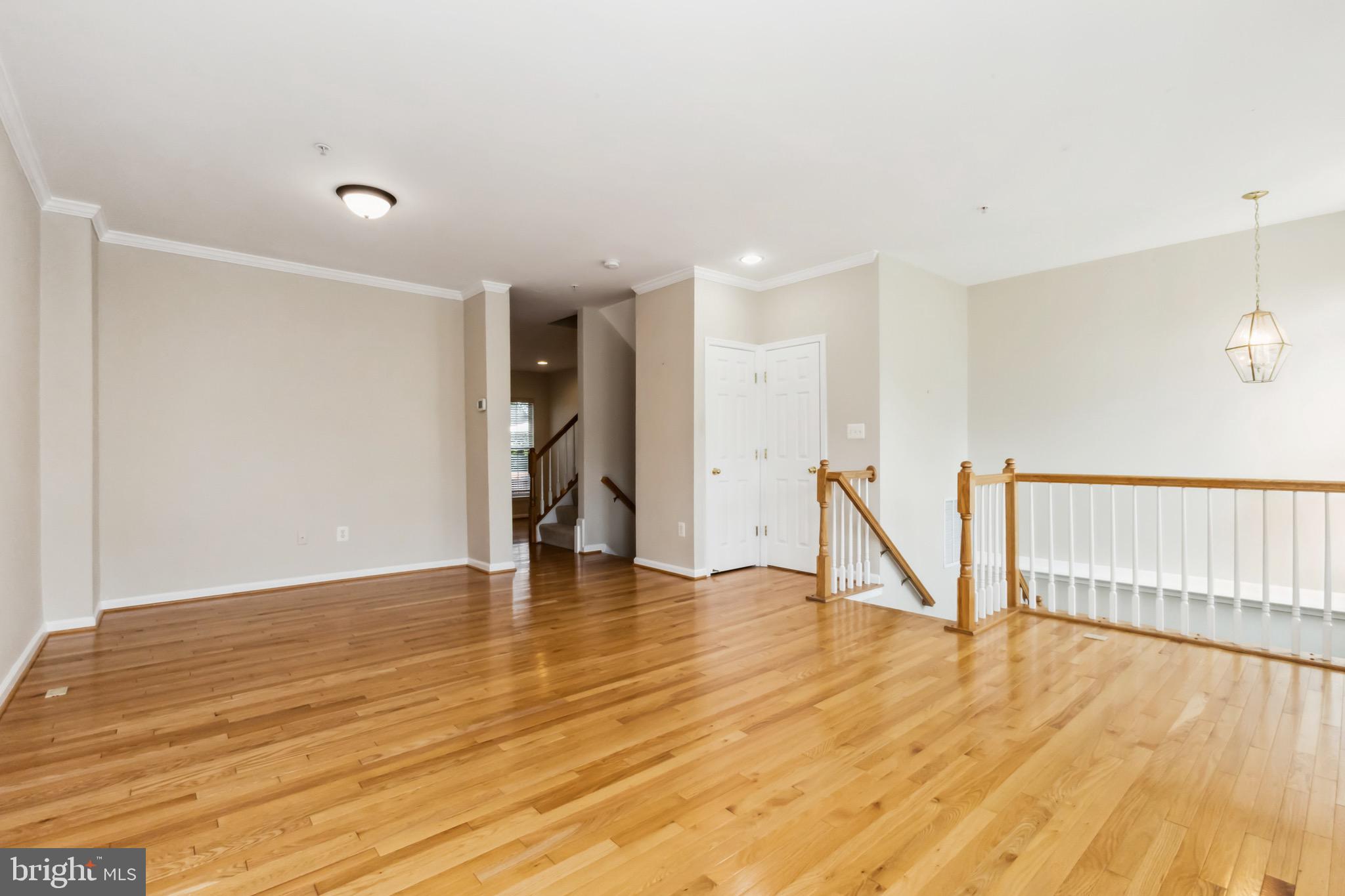 49 Inkberry Circle Gaithersburg, MD 20877 - Photo 3 of 25 a view of an empty room