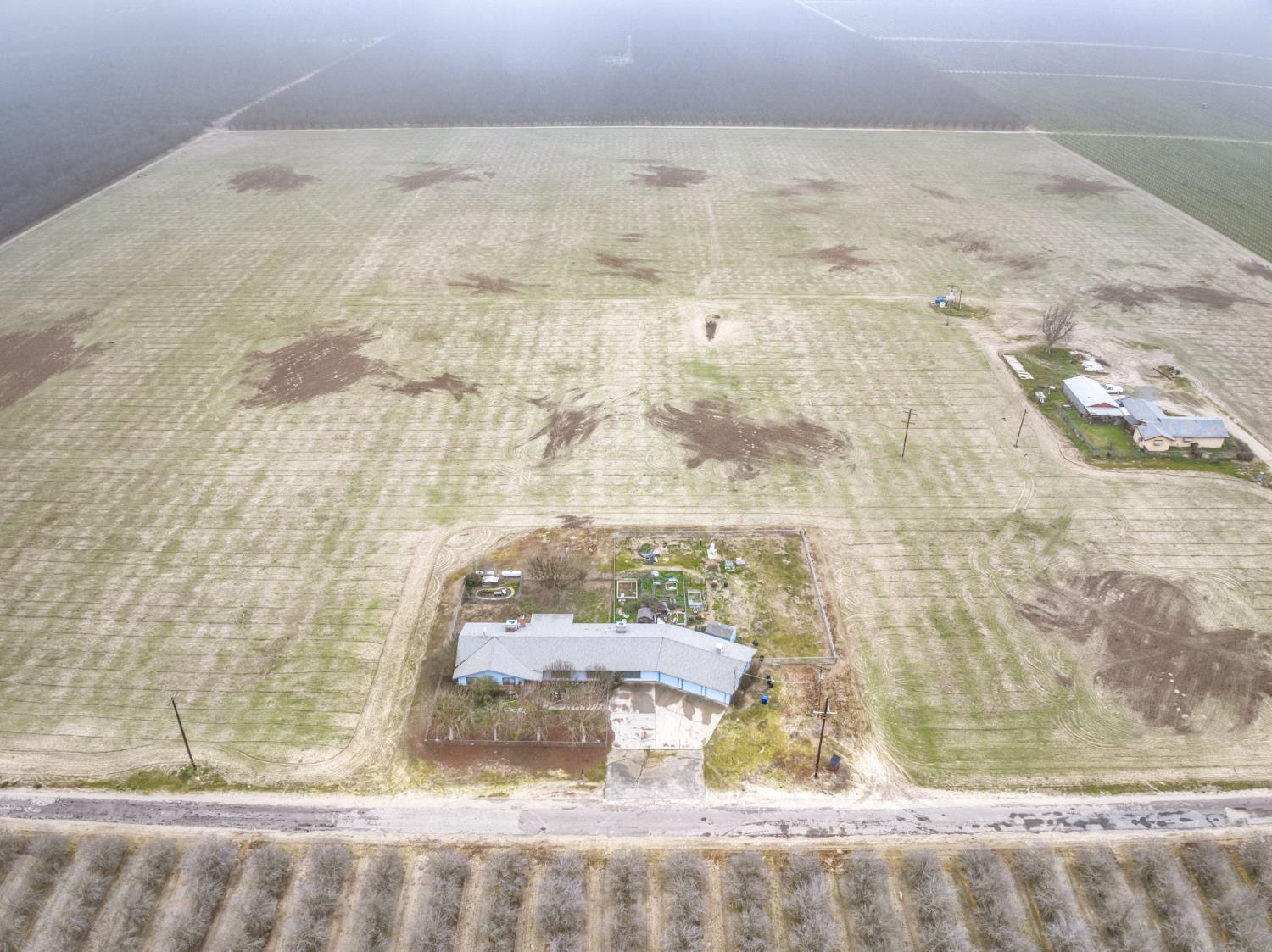 13370 South Bryan Avenue Caruthers, CA 93609 - Photo 5 of 28