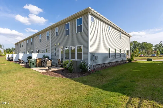 $370,000 | 124 Royal Star Way, Garner, NC 27529