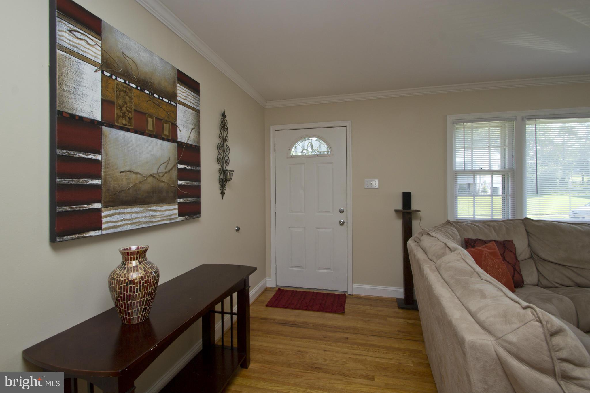 1113 Colony Ridge Road Odenton, MD 21113 - Photo 3 of 29 Living Room