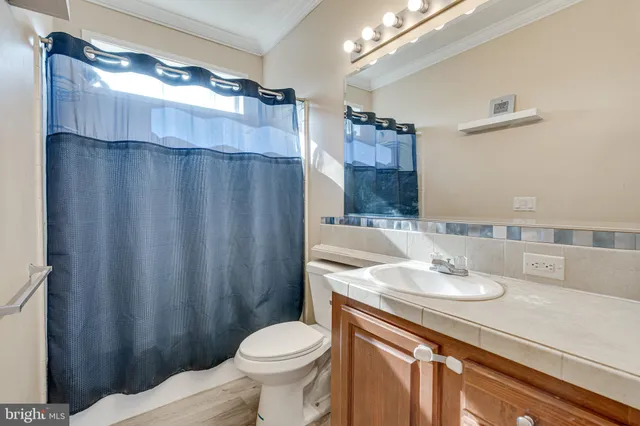 $27,000 | 4252 Airline Parkway, Chantilly, VA 20151