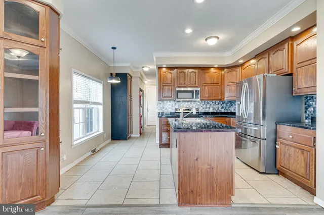 $27,000 | 4252 Airline Parkway, Chantilly, VA 20151