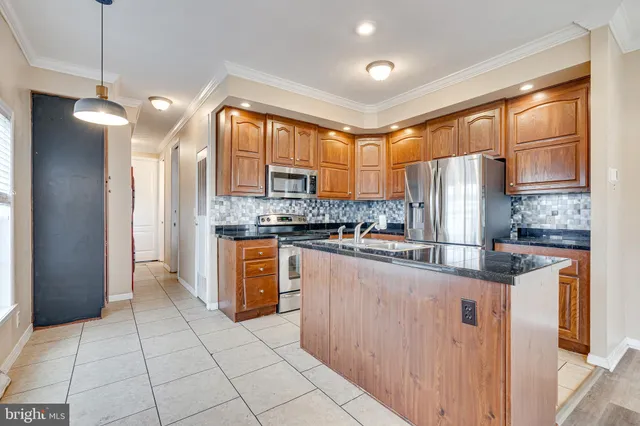 $27,000 | 4252 Airline Parkway, Chantilly, VA 20151