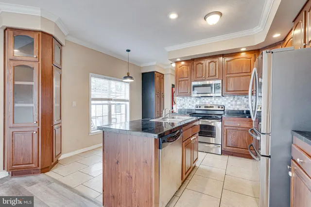 $27,000 | 4252 Airline Parkway, Chantilly, VA 20151