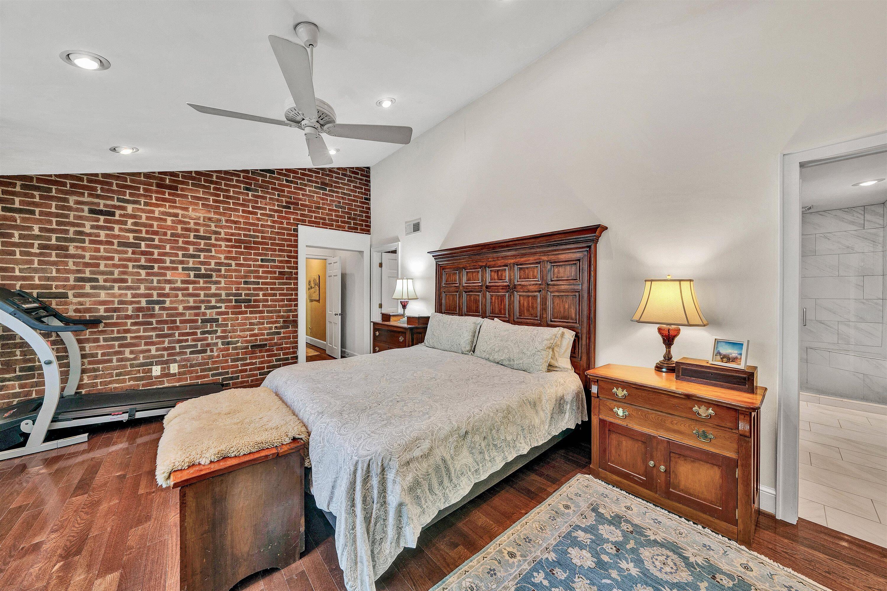 2130 Deyerle Road Southwest Roanoke, VA 24018 - Photo 28 of 47 28-DSC00352